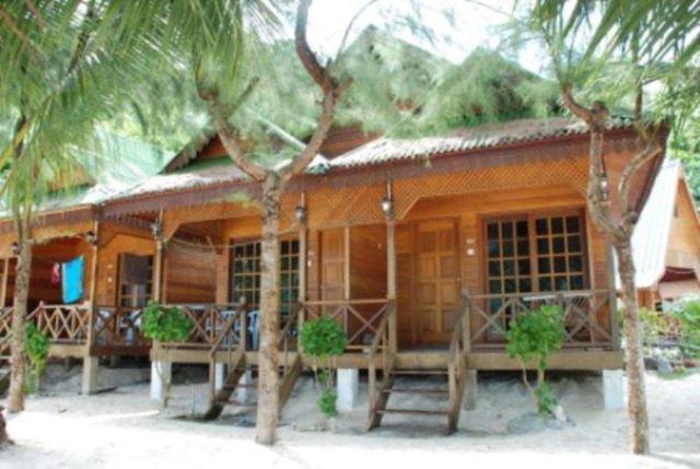 New Cocohut Chalet Hotel Kuala Terengganu Bagian luar foto